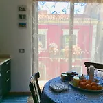 Domus Candida Bed and breakfast 4*