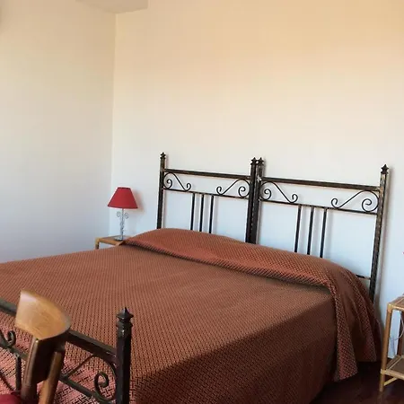 Domus Candida Bed and breakfast