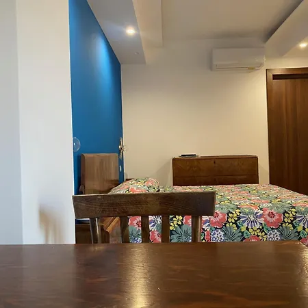 Domus Candida Bed & Breakfast 4*