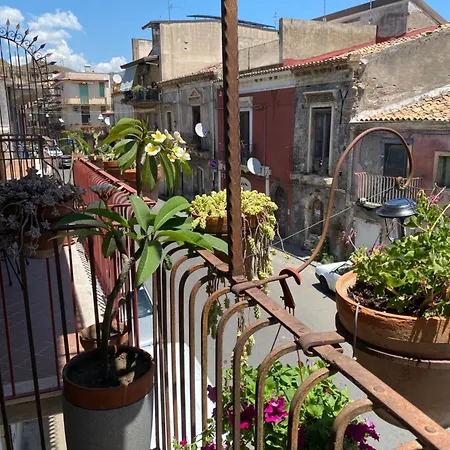 Domus Candida Calatabiano